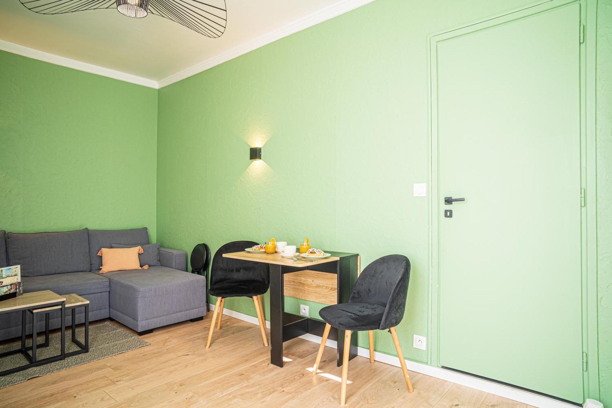 Hypercentre- Confort Premium - Home Cinema - Parking Facile Troyes Exterior photo